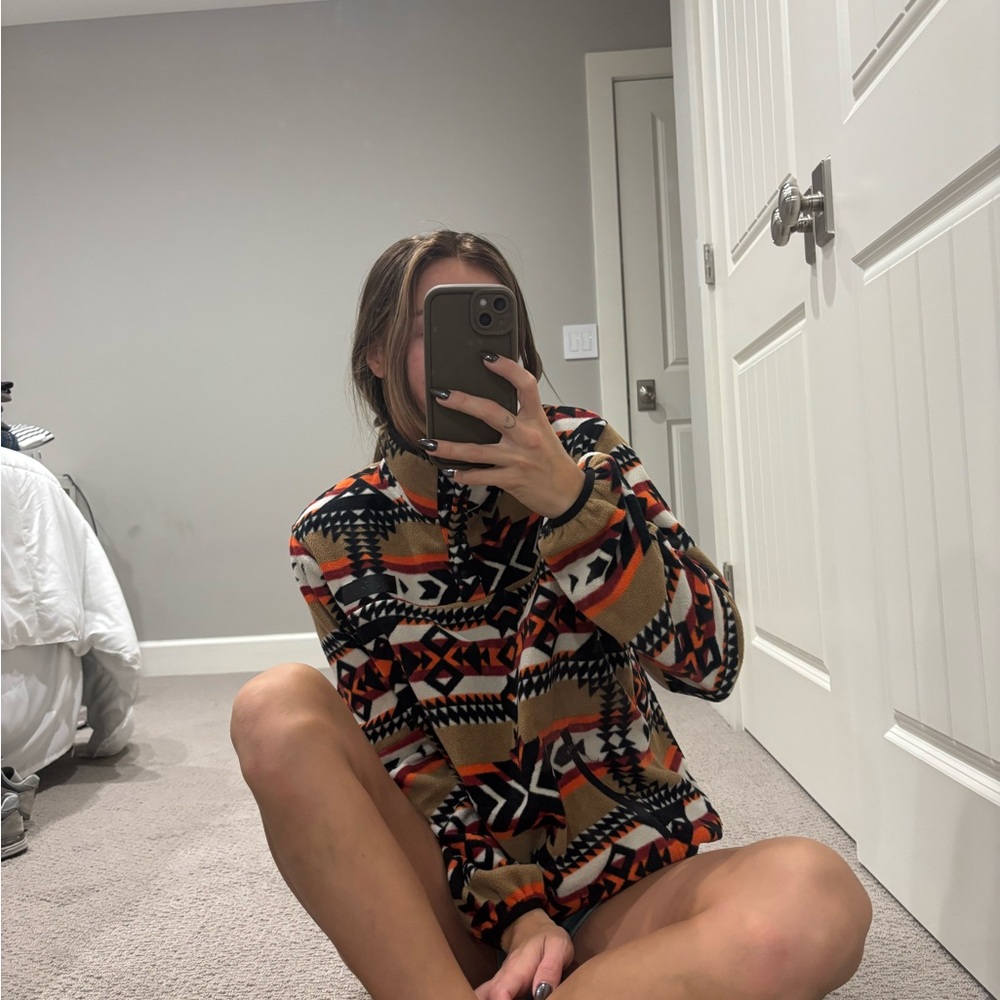KAVU quarter zip sweater